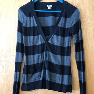 ‼️LAST CHANCE SALE ‼️ WORTHINGTON Womens Gray & Black Striped Button Cardigan M